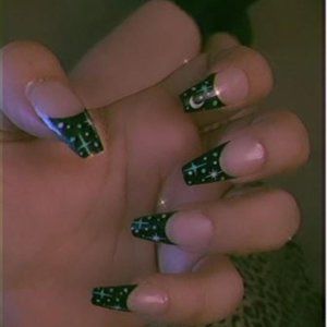 y2k 2000 00s retro deadstock hot artificial nails moon stars black French tip